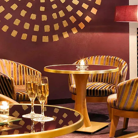 Отель Mercure Centre Clemenceau 4*