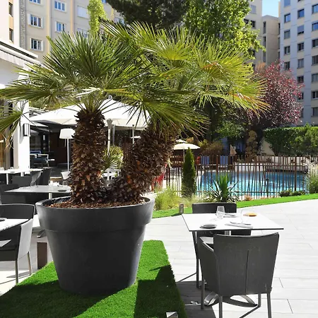 Mercure Centre Clemenceau Отель 4*