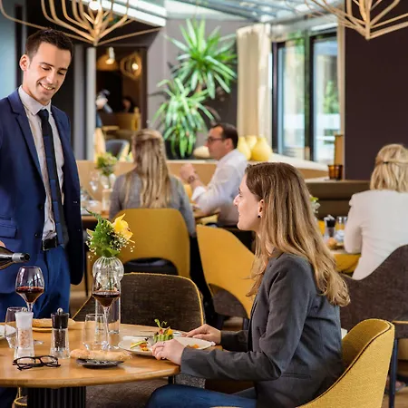 Mercure Centre Clemenceau Отель Дижон