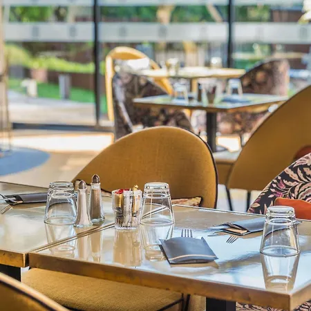 Mercure Centre Clemenceau Hotell 4*