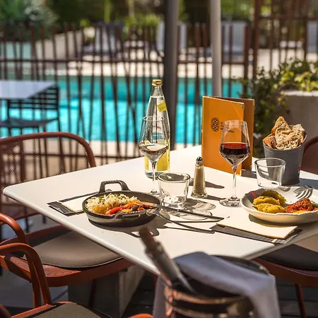 Mercure Centre Clemenceau Hotel