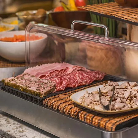 Mercure Centre Clemenceau Hotel 4*