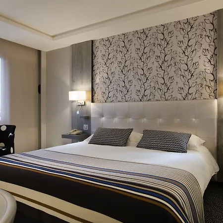 Hotel Mercure Centre Clemenceau 4*