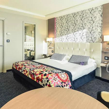 Hotel Mercure Centre Clemenceau 4*