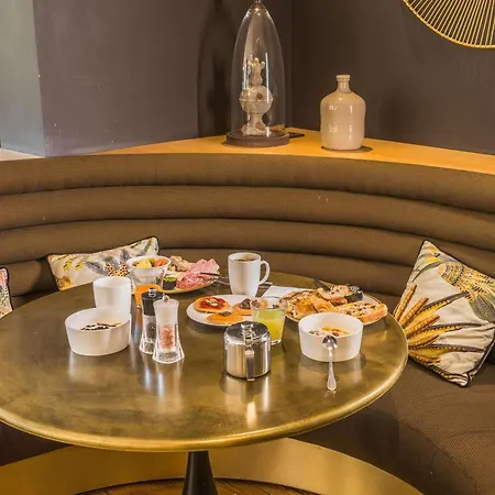 Mercure Centre Clemenceau Hotel 4*