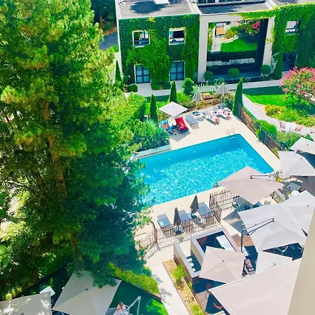 Mercure Centre Clemenceau Hotel 4*