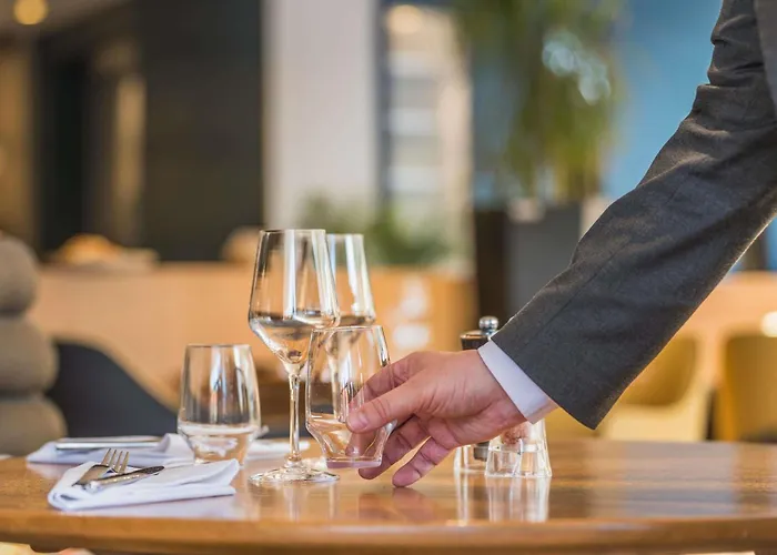 Hotel Mercure Centre Clemenceau 4*