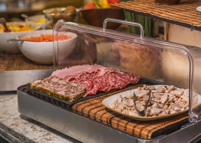 Mercure Centre Clemenceau Hotel 4*