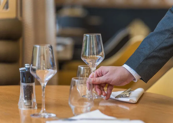 Mercure Centre Clemenceau 4*