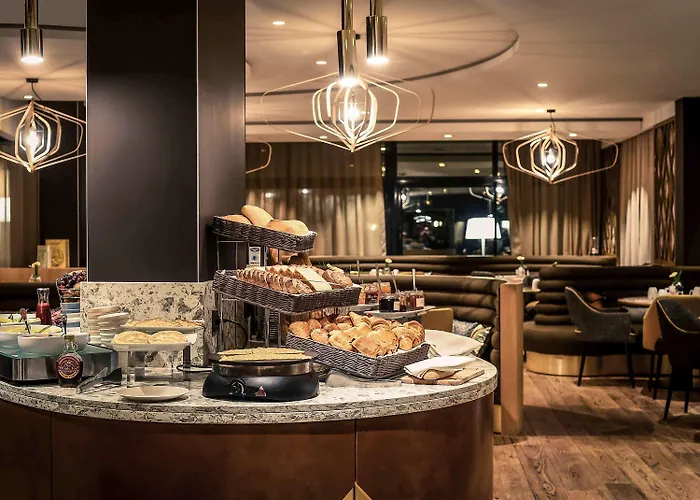 Mercure Centre Clemenceau 4*